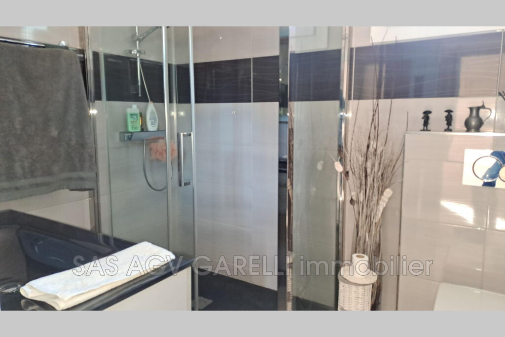 viager appartement 2 Pièce(s) – 2 pièces – 1 chambre – 70.45 m²