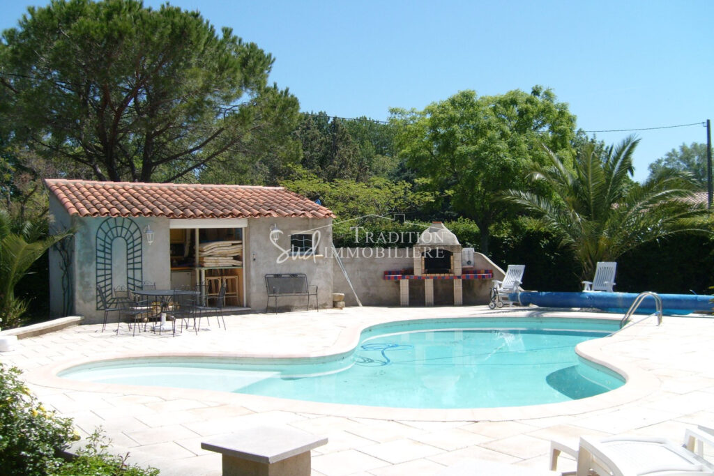 vente maison 7 Pièce(s) – 7 pièces – 4 chambres – 155.00 m²