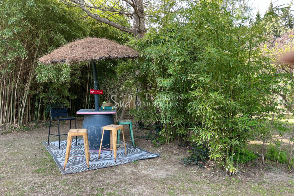 ST REMY DE PROVENCE – LE CHARME EN CAMPAGNE – 8 pièces – 5 chambres – 250.00 m²