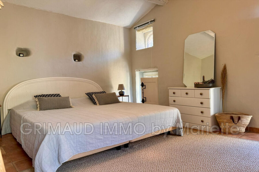 Maison à vendre à La garde-freinet