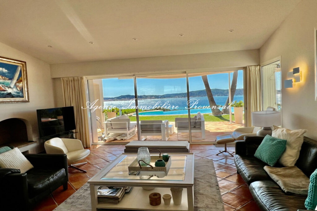 location saisonnière villa 7 Pièce(s) – 7 pièces – 6 chambres – 250.00 m²