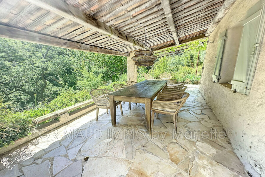 Maison à vendre à La garde-freinet