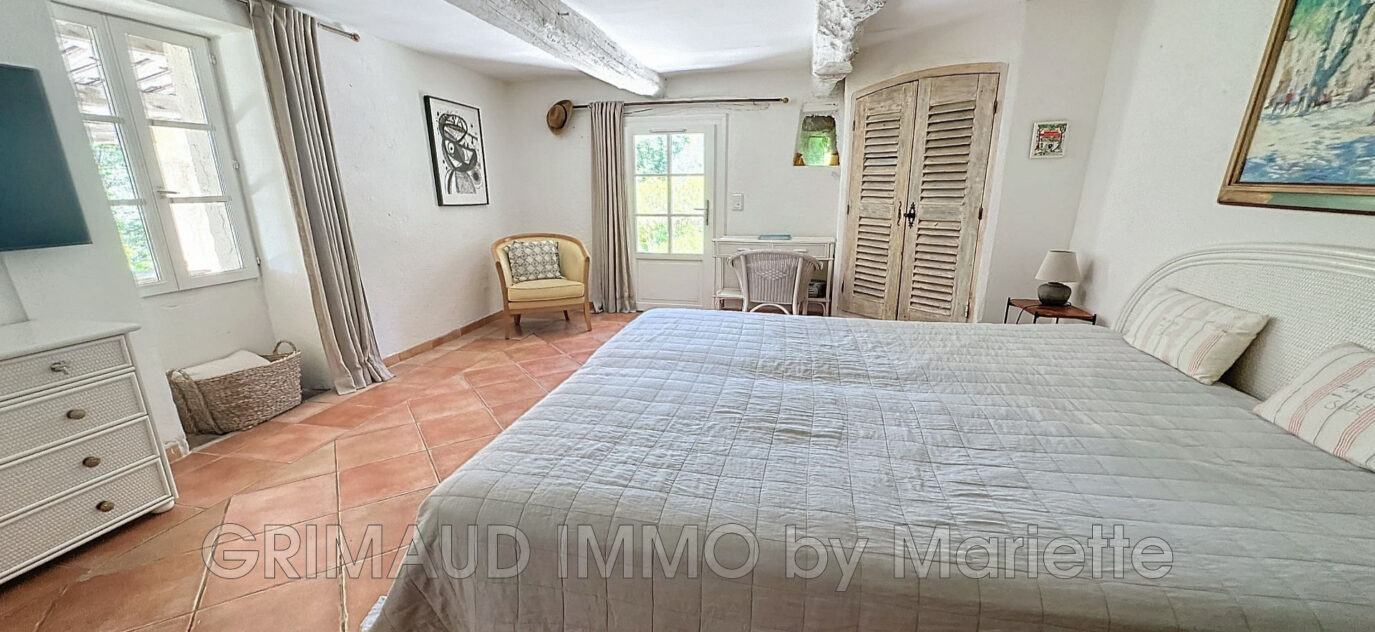 belle maison sur 9057m² de terrain avec piscine et 3 chambres – 5 pièces – 3 chambres – 132.46 m²