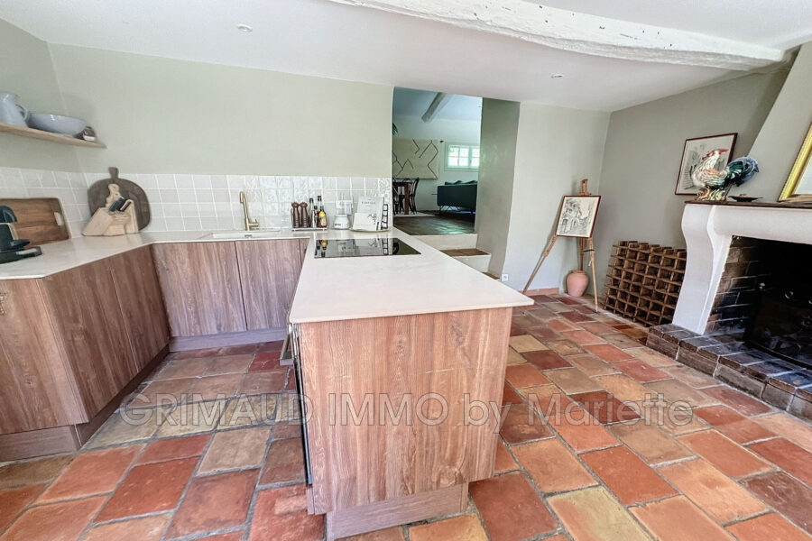 Maison à vendre à La garde-freinet