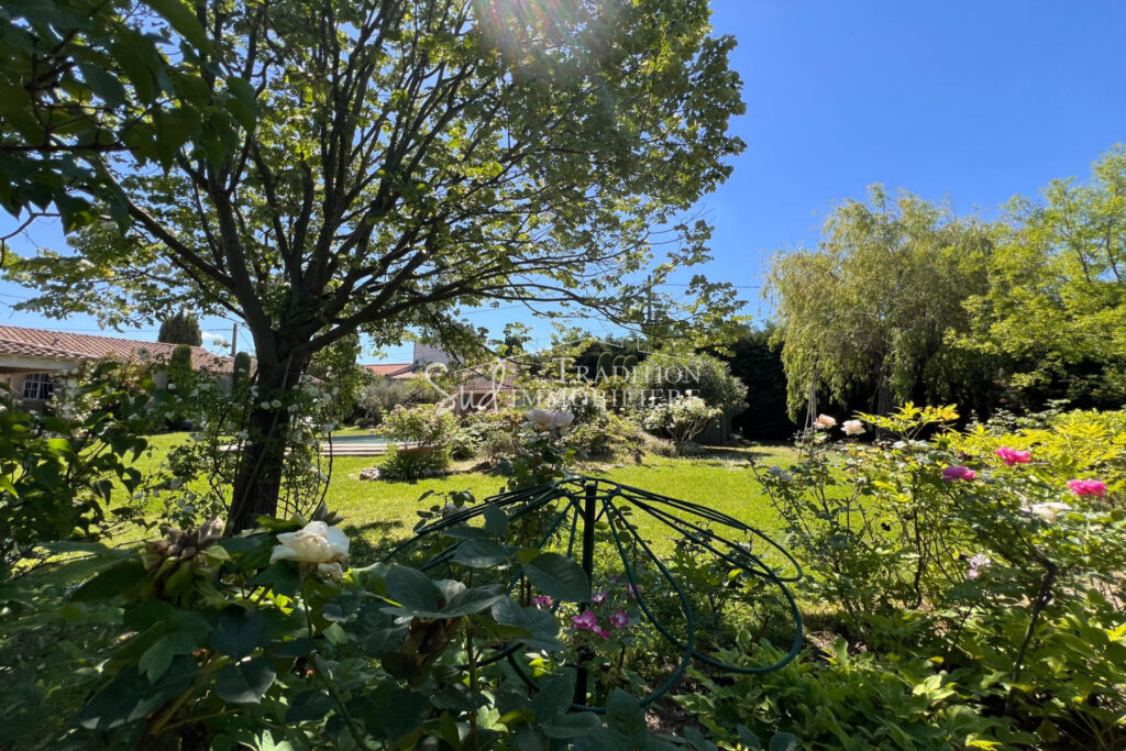 vente villa provençale 5 Pièce(s) – 5 pièces – 3 chambres – 235.00 m²