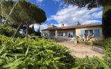 EN CAMPAGNE D&rsquo;UN JOLI VILLAGE ALPILLES – 10 pièces – 5 chambres – 180.00 m²