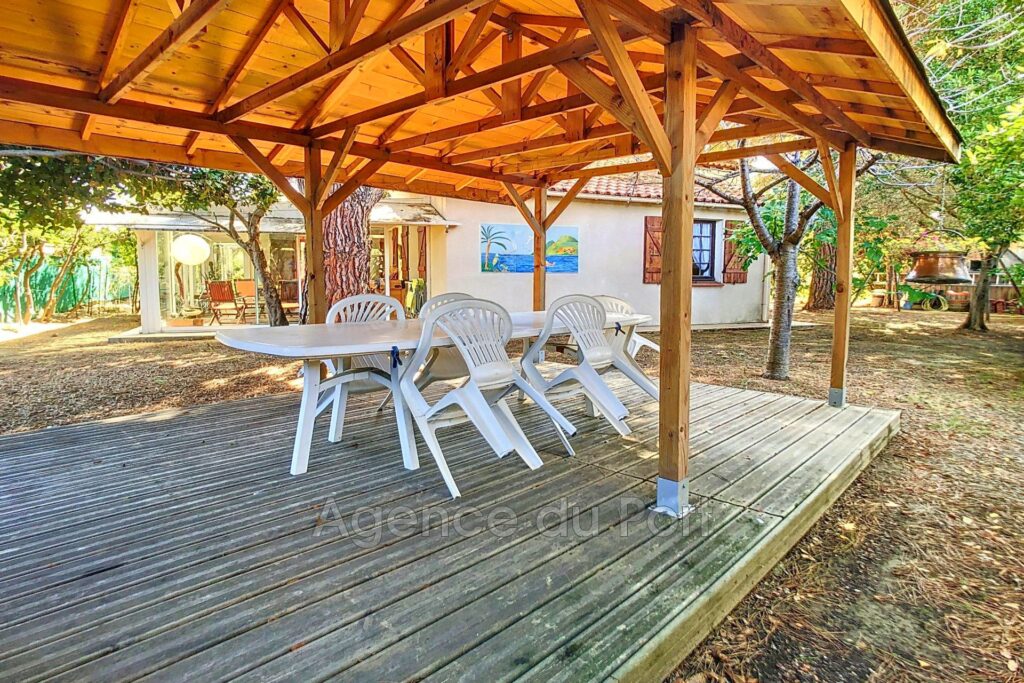 vente villa 6 Pièce(s) – 6 pièces – 5 chambres – 139.00 m²