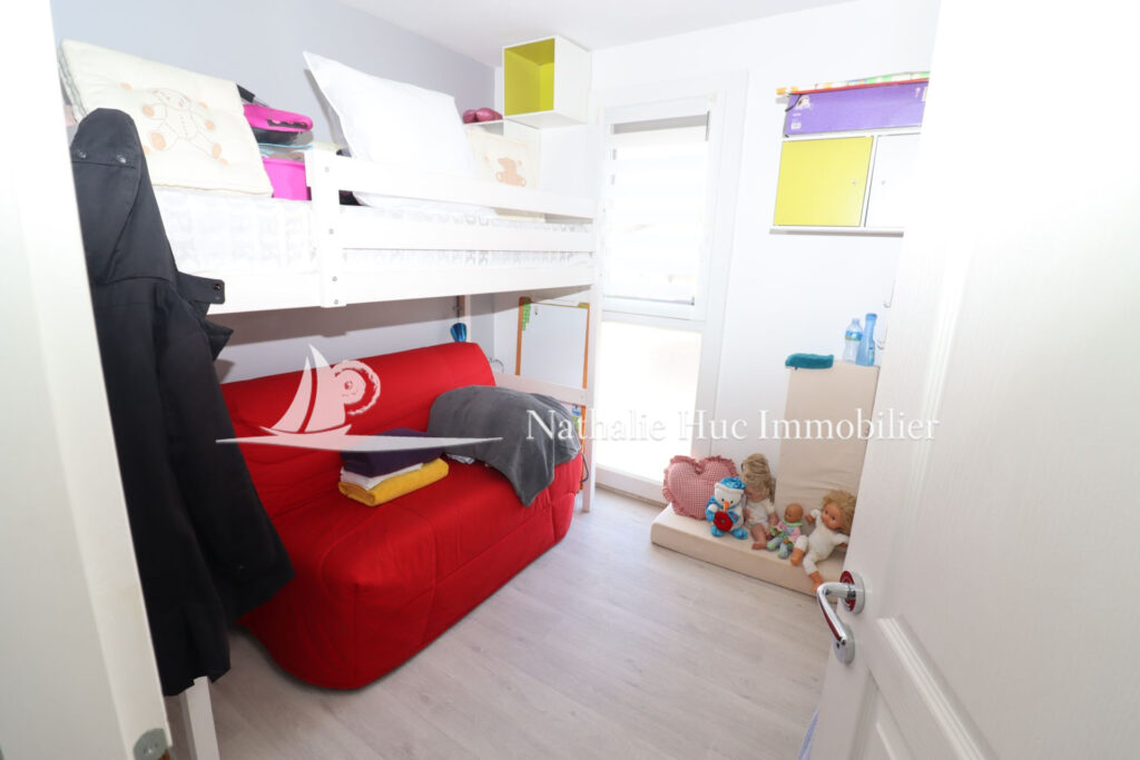 vente villa 5 Pièce(s) – 5 pièces – 4 chambres – NR voyageurs – 100.00 m²