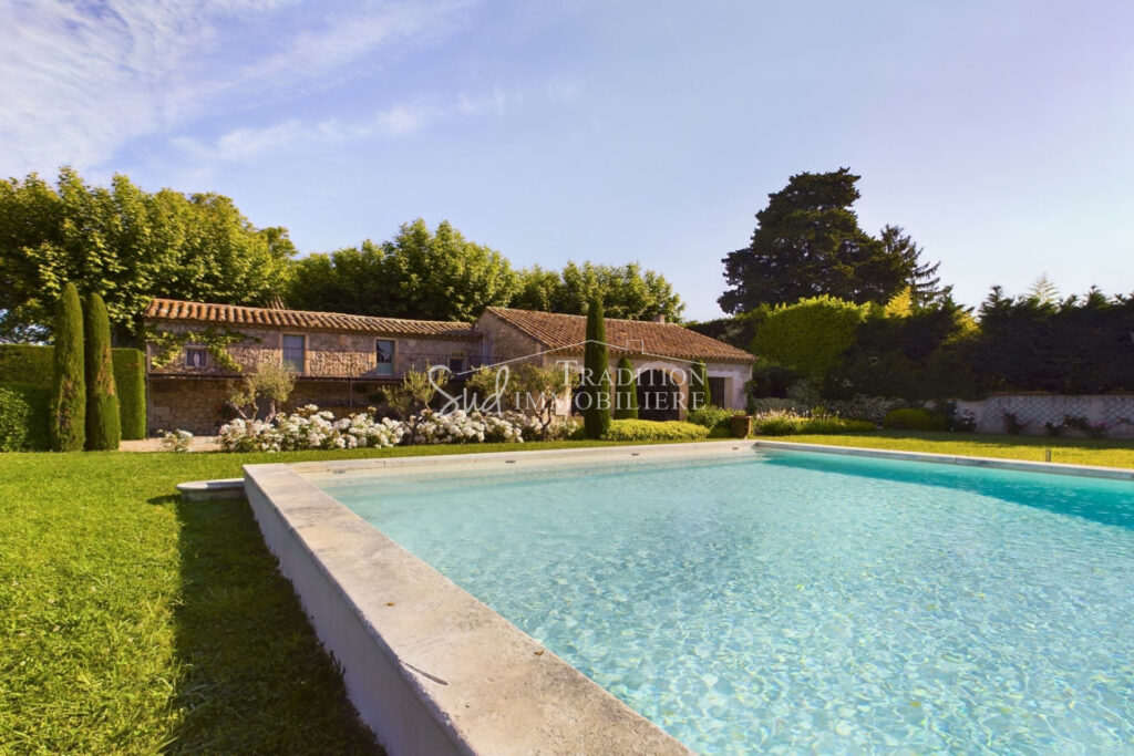 vente maison 12 Pièce(s) – 12 pièces – 6 chambres – 450.00 m²