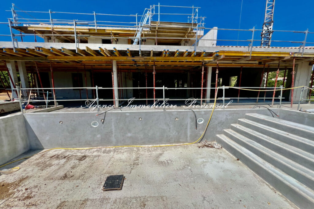 vente villa 7 Pièce(s) – 7 pièces – 6 chambres – 370.00 m²