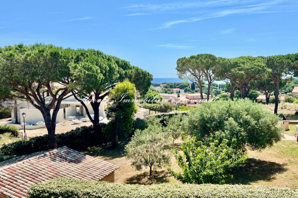 vente villa 7 Pièce(s) – 7 pièces – 6 chambres – 370.00 m²