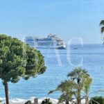 Cannes, Boulevard de la Croisette, appartement au Miramar – 3 pièces – 2 chambres – 100 m²