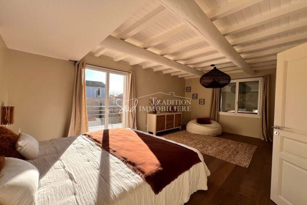 RARE ! MAUSSANE LES ALPILLES – 9 pièces – 5 chambres – 170.00 m²