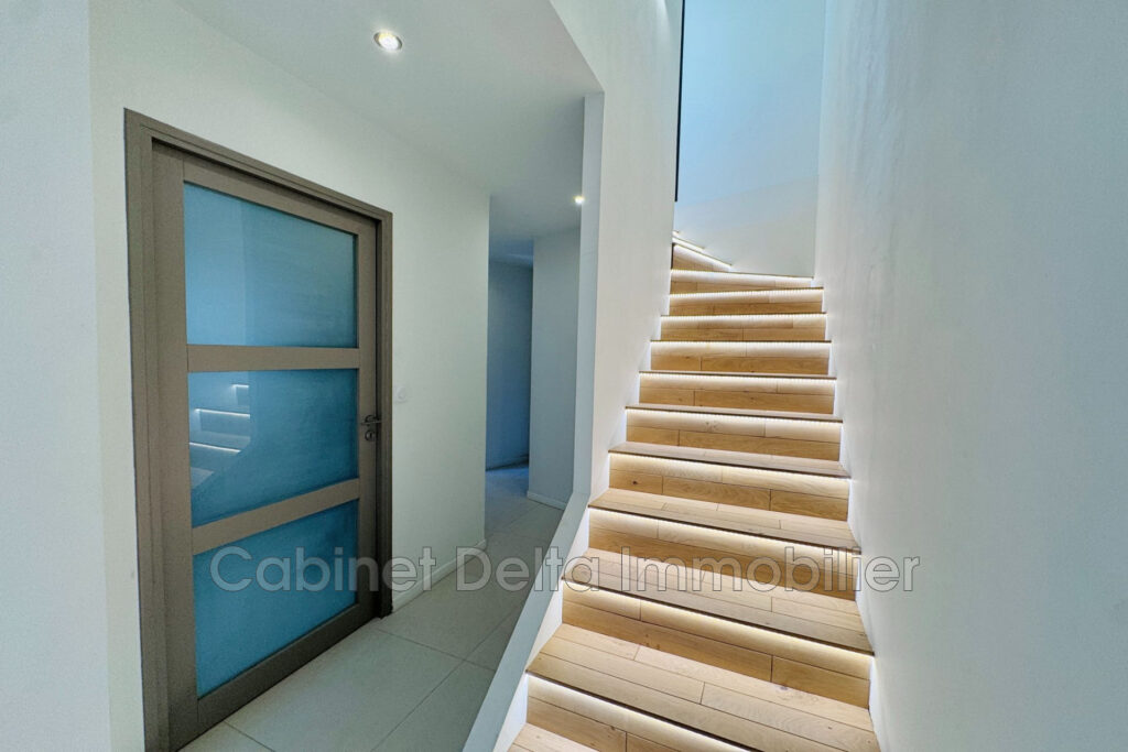 BANDOL Vue Mer – 5 pièces – 4 chambres – 130.00 m²