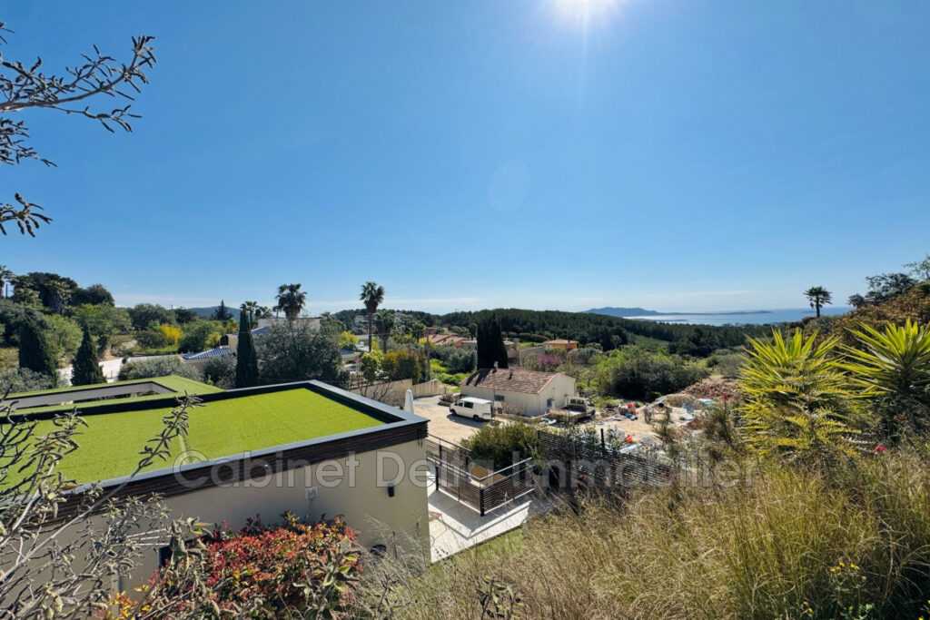 BANDOL Vue Mer – 5 pièces – 4 chambres – 130.00 m²