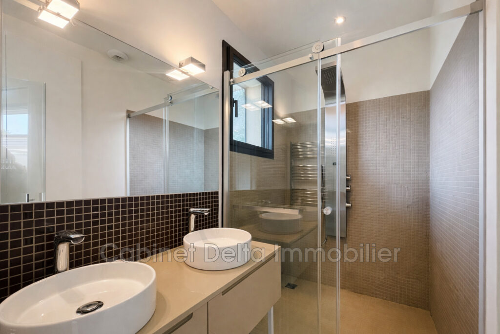 BANDOL Vue Mer – 5 pièces – 4 chambres – 130.00 m²