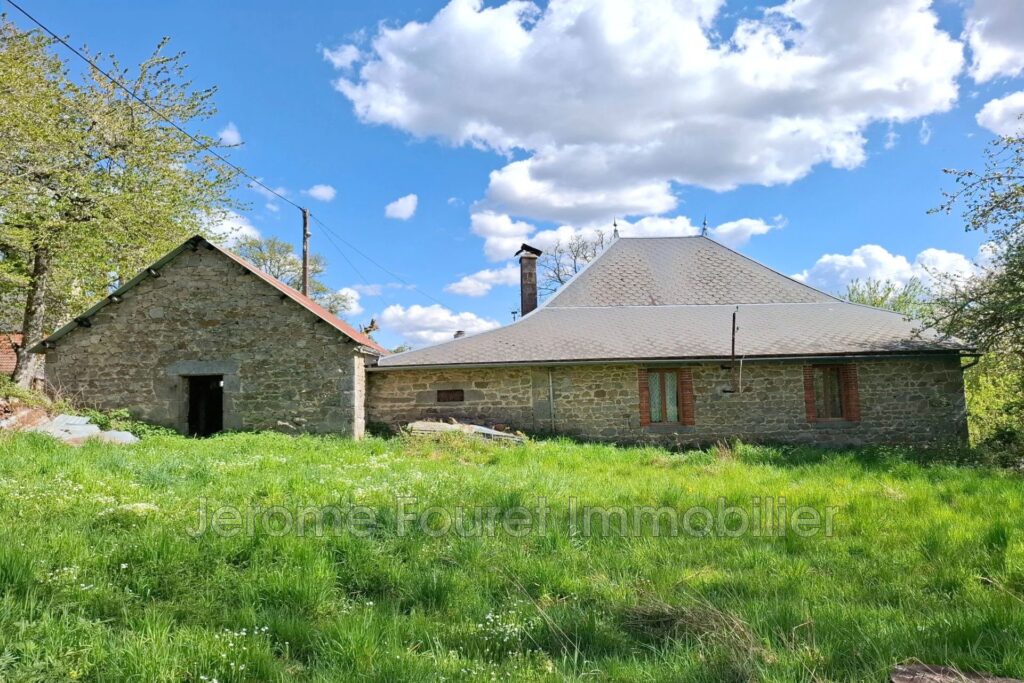 vente propriété – NR pièces – NR chambres – 265.00 m²