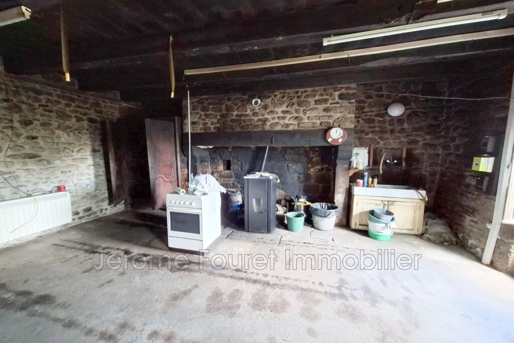 vente propriété – NR pièces – NR chambres – 265.00 m²