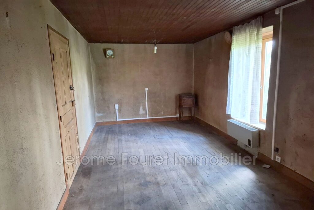 vente propriété – NR pièces – NR chambres – 265.00 m²