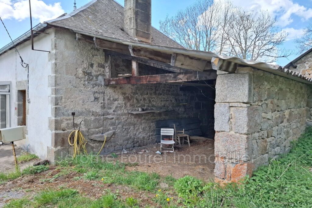 vente propriété – NR pièces – NR chambres – 265.00 m²