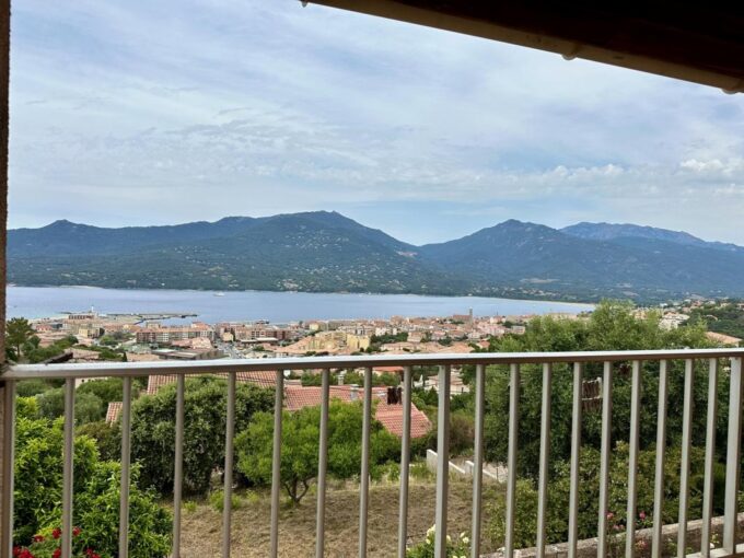 Maison à vendre à Propriano – Vue panoramique sur le golfe du Valinco – 9 pièces – 7 chambres – 258 m²