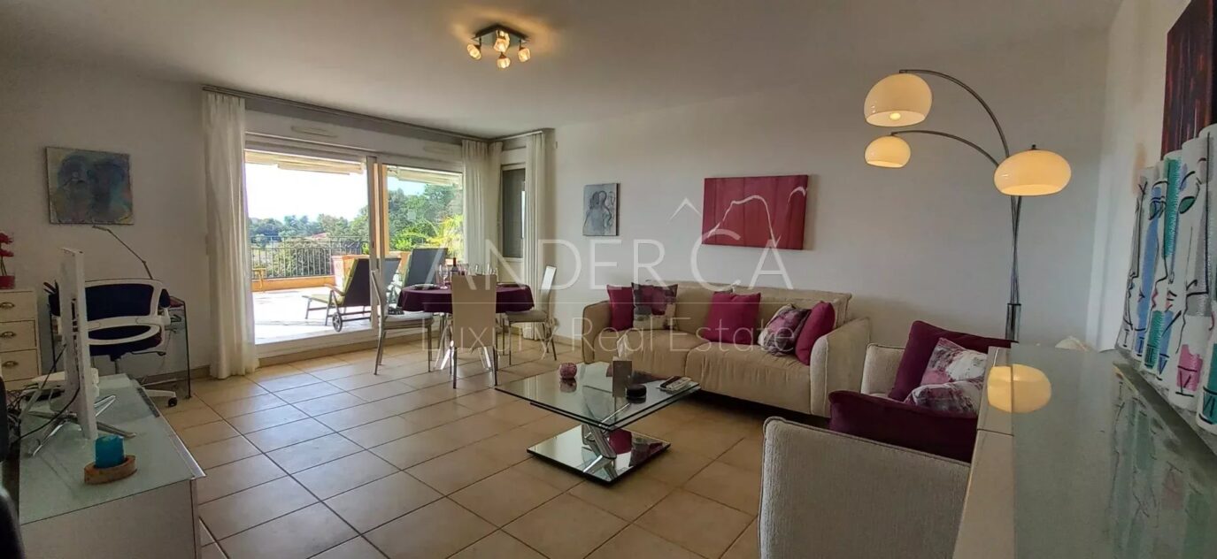 Mandelieu superbe vue mer – 3 pièces – 2 chambres – 76.38 m²