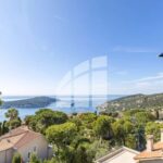 VILLEFRANCHE SUR MER // Corne d’Or – EXCEPTIONNELLE Villa 5-6 pièces 200m2 – Terrasses – Jardin – Piscine – SOLARIUM- Parkings / GARAGE // VILLEFRANCHE SUR MER – 5 pièces – NR chambres – 200 m²