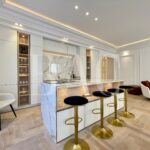 Cannes, Boulevard de la Croisette, appartement au Miramar – 3 pièces – 2 chambres – 100 m²