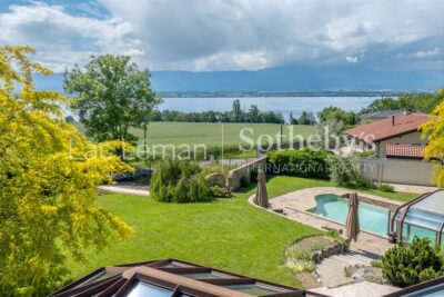 PROPRIÉTÉ DE CARACTÈRE À DEUX PAS DU LAC – 8 pièces – 3 chambres – 380 m²