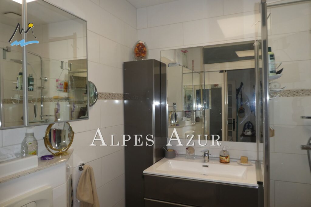 vente maison de ville 5 Pièce(s) – 5 pièces – 4 chambres – 102.00 m²