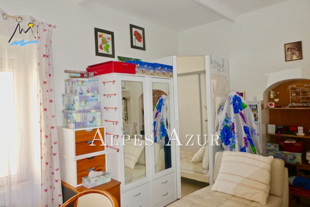 vente maison de ville 5 Pièce(s) – 5 pièces – 4 chambres – 102.00 m²