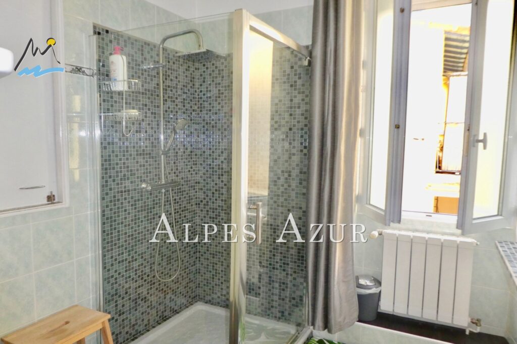 vente maison de ville 5 Pièce(s) – 5 pièces – 4 chambres – 102.00 m²