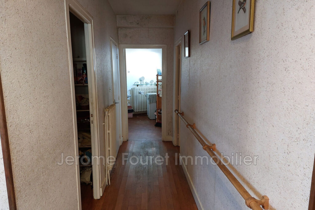 vente maison de village 3 Pièce(s) – 3 pièces – 2 chambres – 4  – 160.00 m²
