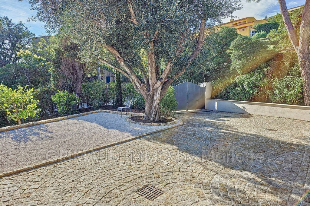 vente villa 7 Pièce(s) – 7 pièces – 5 chambres – 4  – 280.00 m²