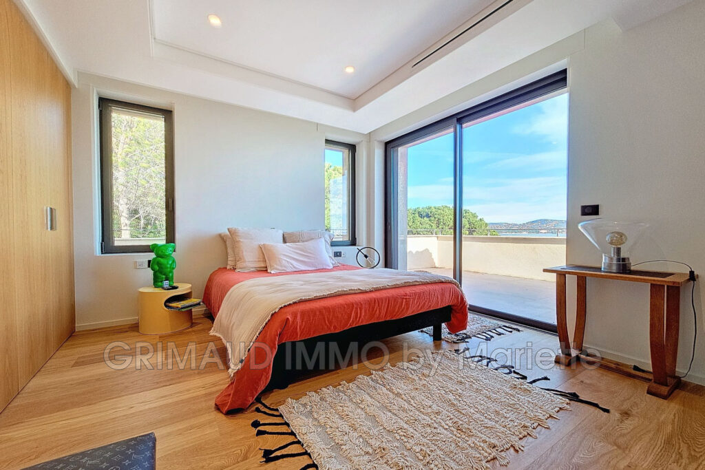 vente villa 7 Pièce(s) – 7 pièces – 5 chambres – 4  – 280.00 m²