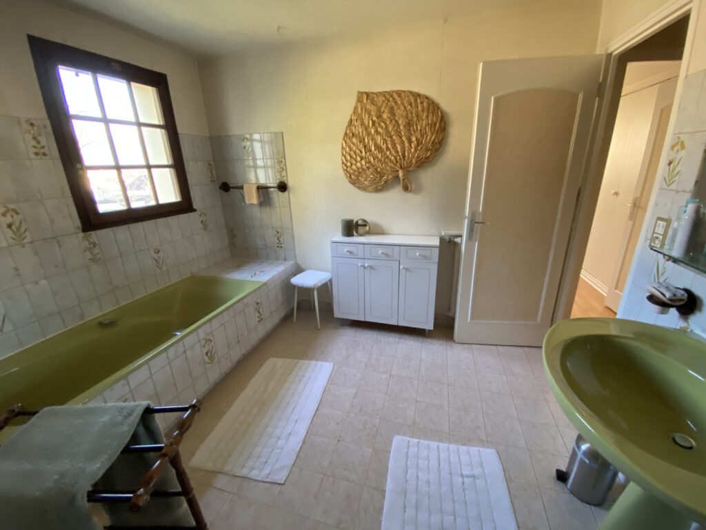 Maison 6 pièces Haut-d’Idron 185 m2 vue Pyrénées – 5 pièces – 4 chambres – 6  – 184.55 m²