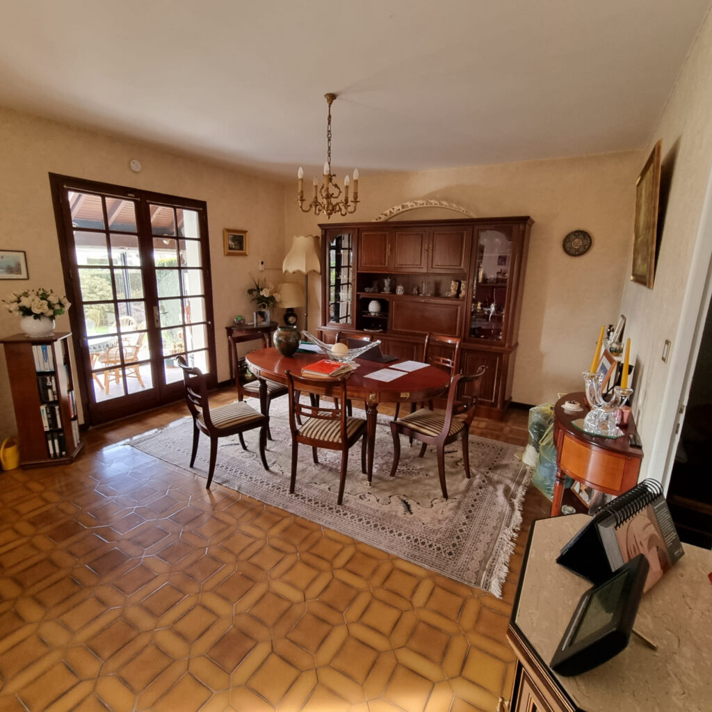 Maison 6 pièces Haut-d’Idron 185 m2 vue Pyrénées – 5 pièces – 4 chambres – 6  – 184.55 m²