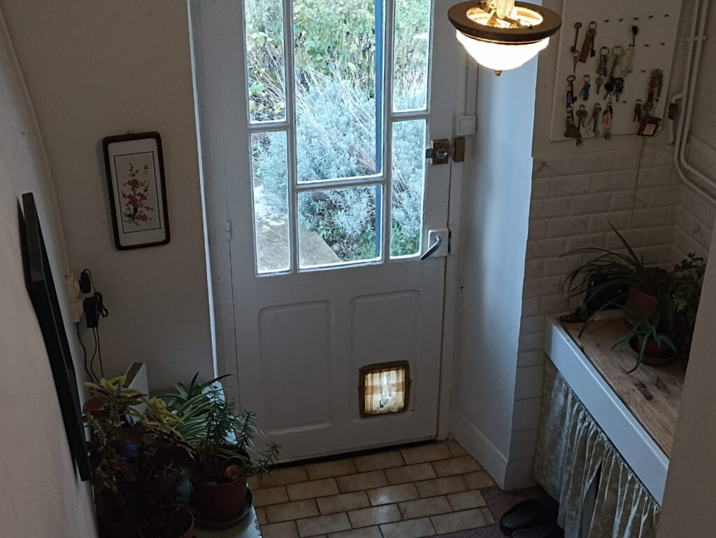 MAISON ATYPIQUE VALLEE DE LA BELLONGUE – 6 pièces – 3 chambres – 2  – 130 m²