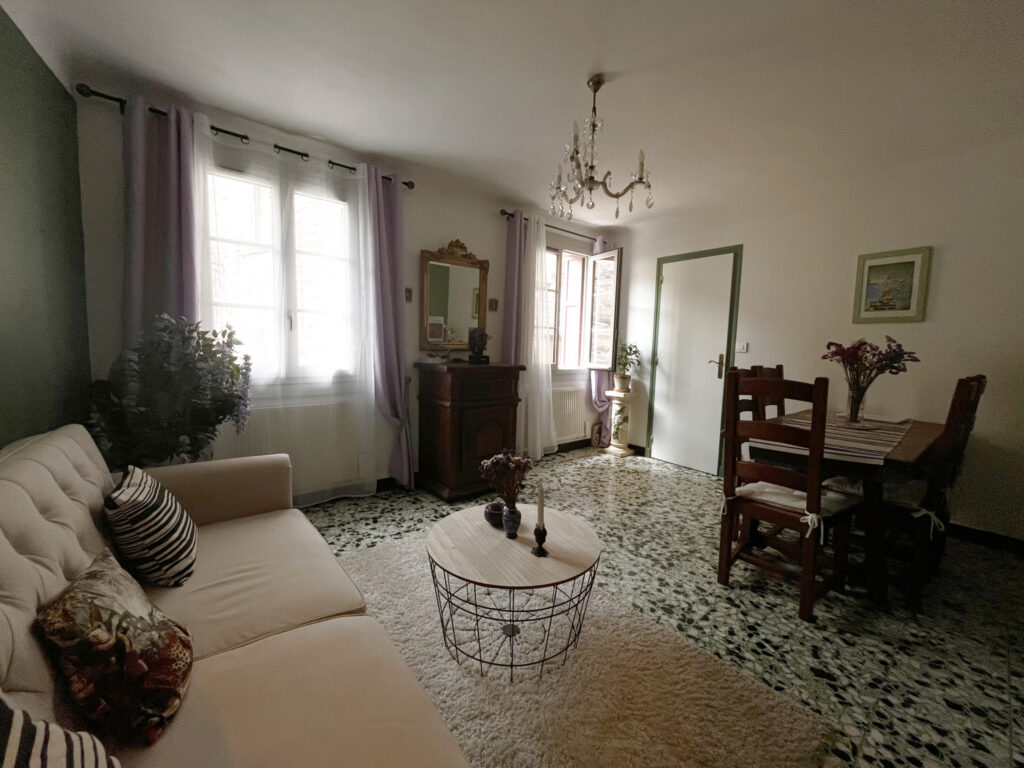 Amelie les Bains/ Palalda – 5 pièces – 2 chambres – 96 m²