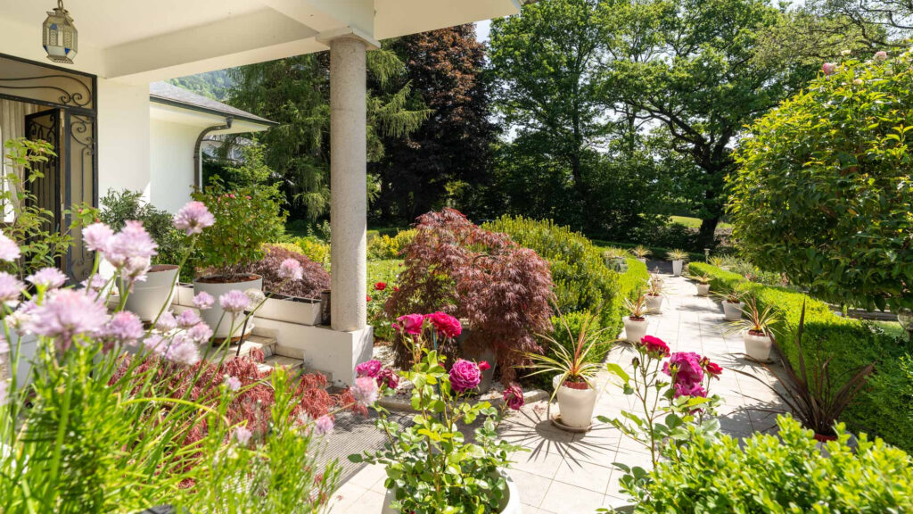  Villa de charme de 227 m2  – 6 pièces – 5 chambres – 4  – 227.02 m²