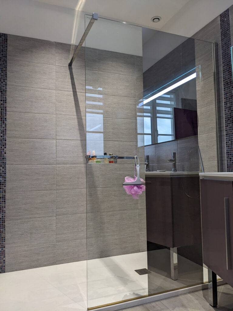 EMPLACEMENT EXCEPTIONNEL AU COEUR DU VIGNOBLE SANCERROIS – 6 pièces – 4 chambres – 4  – 215.59 m²