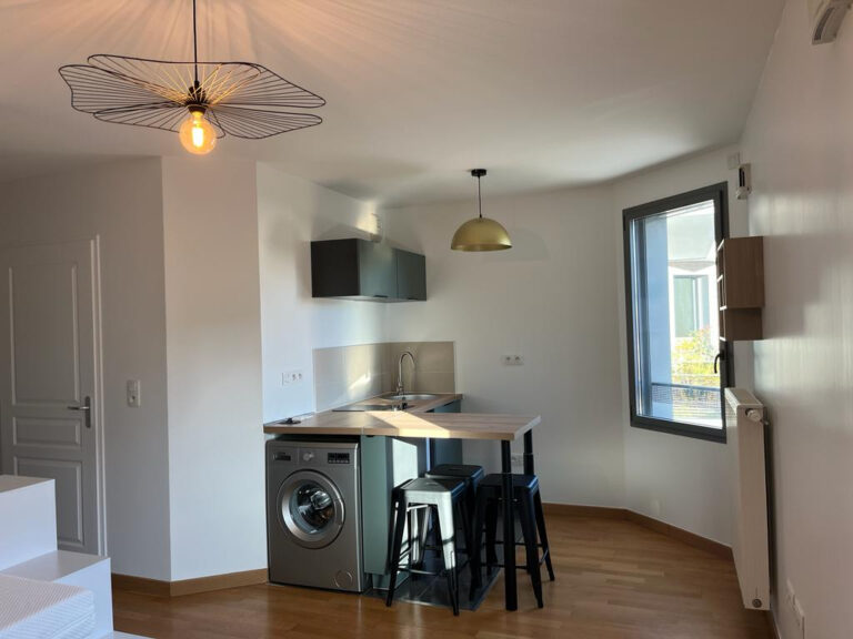 Charmant Studio Meublé à Louer – Boulevard de la Paix, Reims – 1 pièce – NR chambres – 26.44 m²