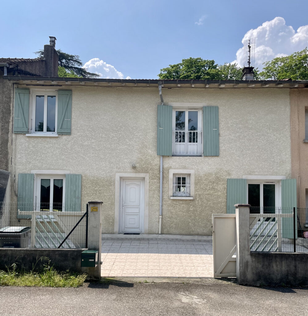 Maison 5 pièces – 124m2 – Sainte Colombe – 5 pièces – 4 chambres – 4  – 124.94 m²
