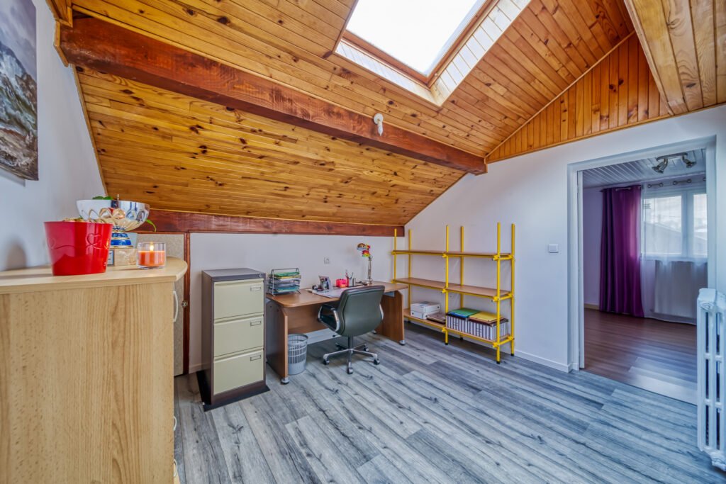 Grande Maison Familiale sur Grenoble – 6 pièces – 4 chambres – 4  – 174 m²