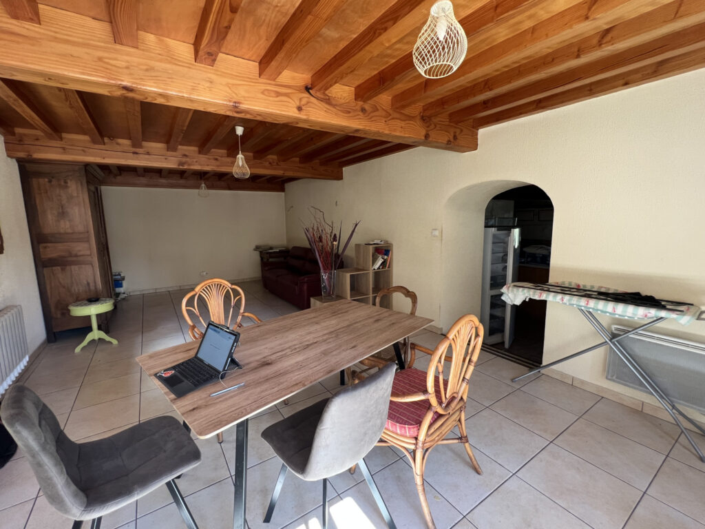 Maison en pierre avec dépendance et terrain – 5 pièces – 3 chambres – 4  – 105 m²