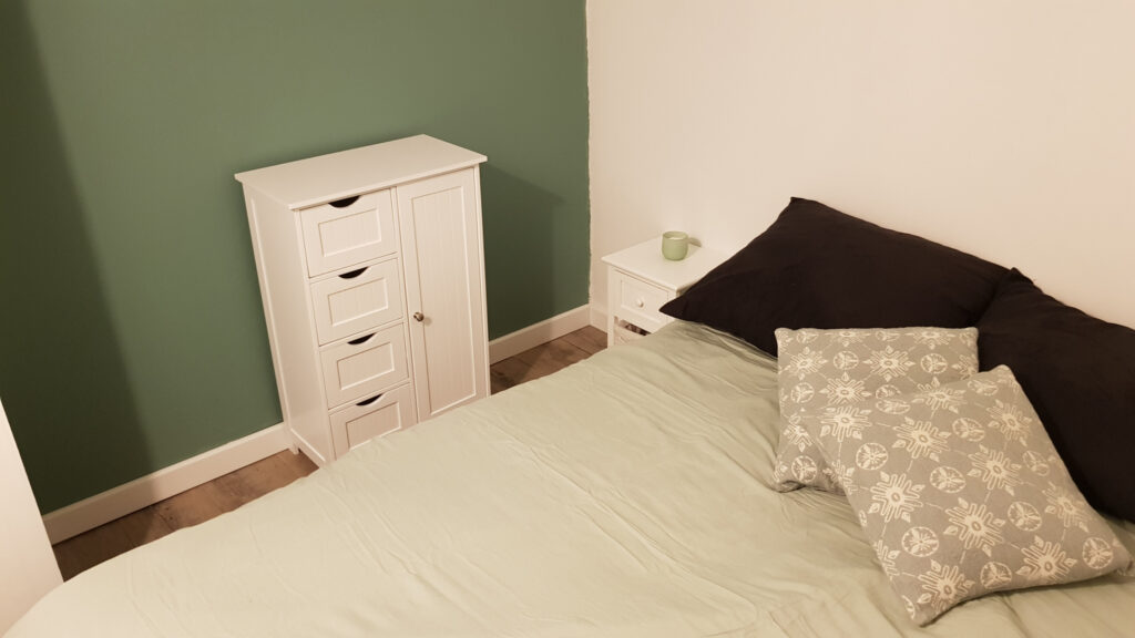 Saint Lary 1700 – Le ‘Modern Ski’ – Studio cabine avec celli – 1 pièce – NR chambres – 4  – 27 m²