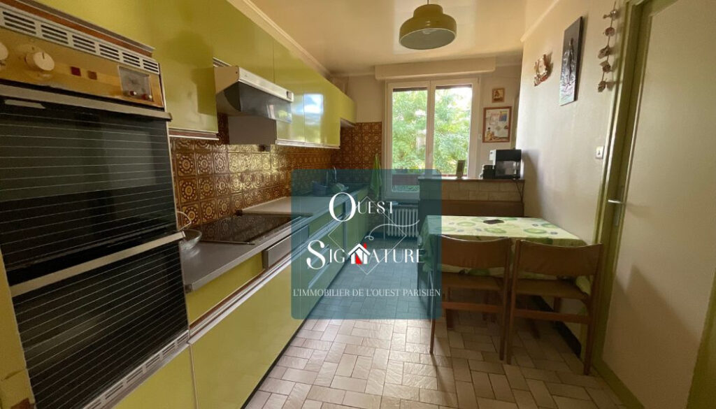 ISSOU- Maison F6 avec piscine – Bord de Seine – 6 pièces – 4 chambres – NR  – 136 m²