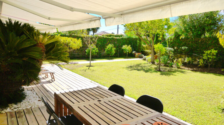 EXCLUSIVITE. CAP DE NICE – 3 pièces – 1 chambre – 77 m²