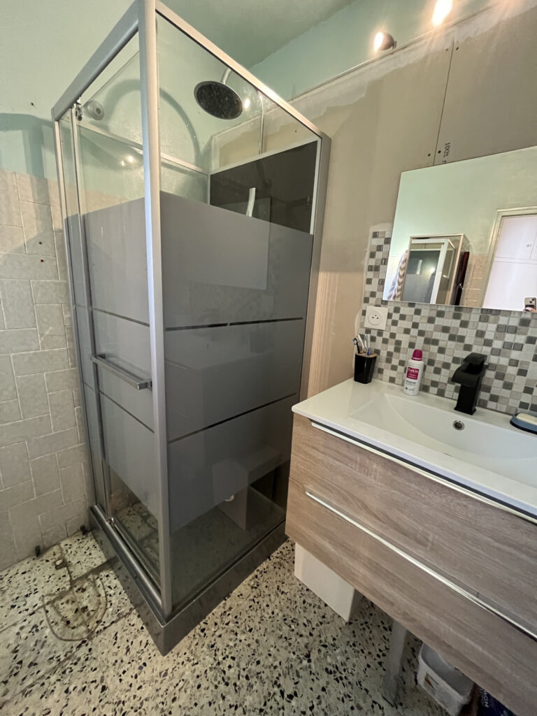 LONGERE AVEC VUE SUR LA CAMPAGNE – 5 pièces – 2 chambres – 4  – 130 m²