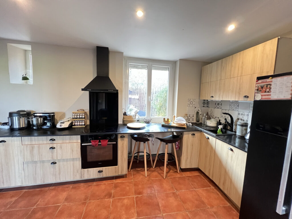 Appartement avec terrasse et terrain – 3 pièces – 2 chambres – 4  – 73 m²